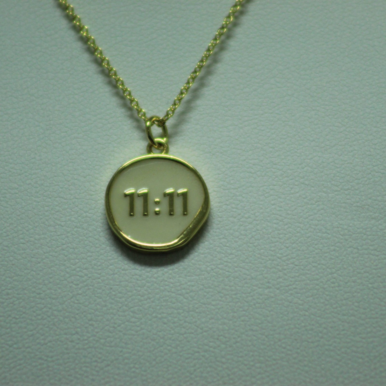 Collar enchapado en Oro – Activador de Autoestima - Imagen 3